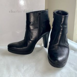 Charles David ‘Prosper’ Ankle Bootie - EUC!